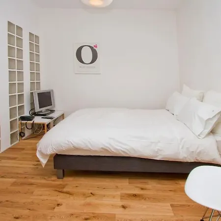 Les Halles Apartment